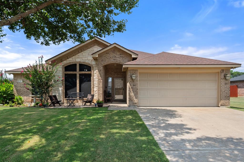 628 E Sheila Circle