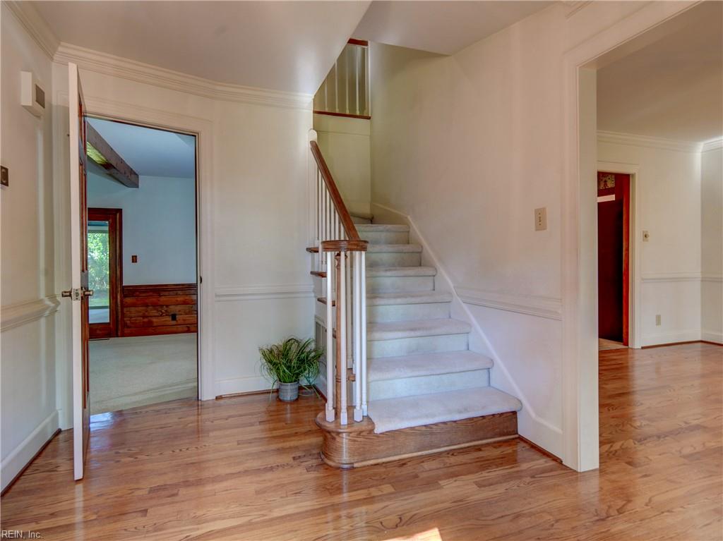 3017 Lord Bradford Court