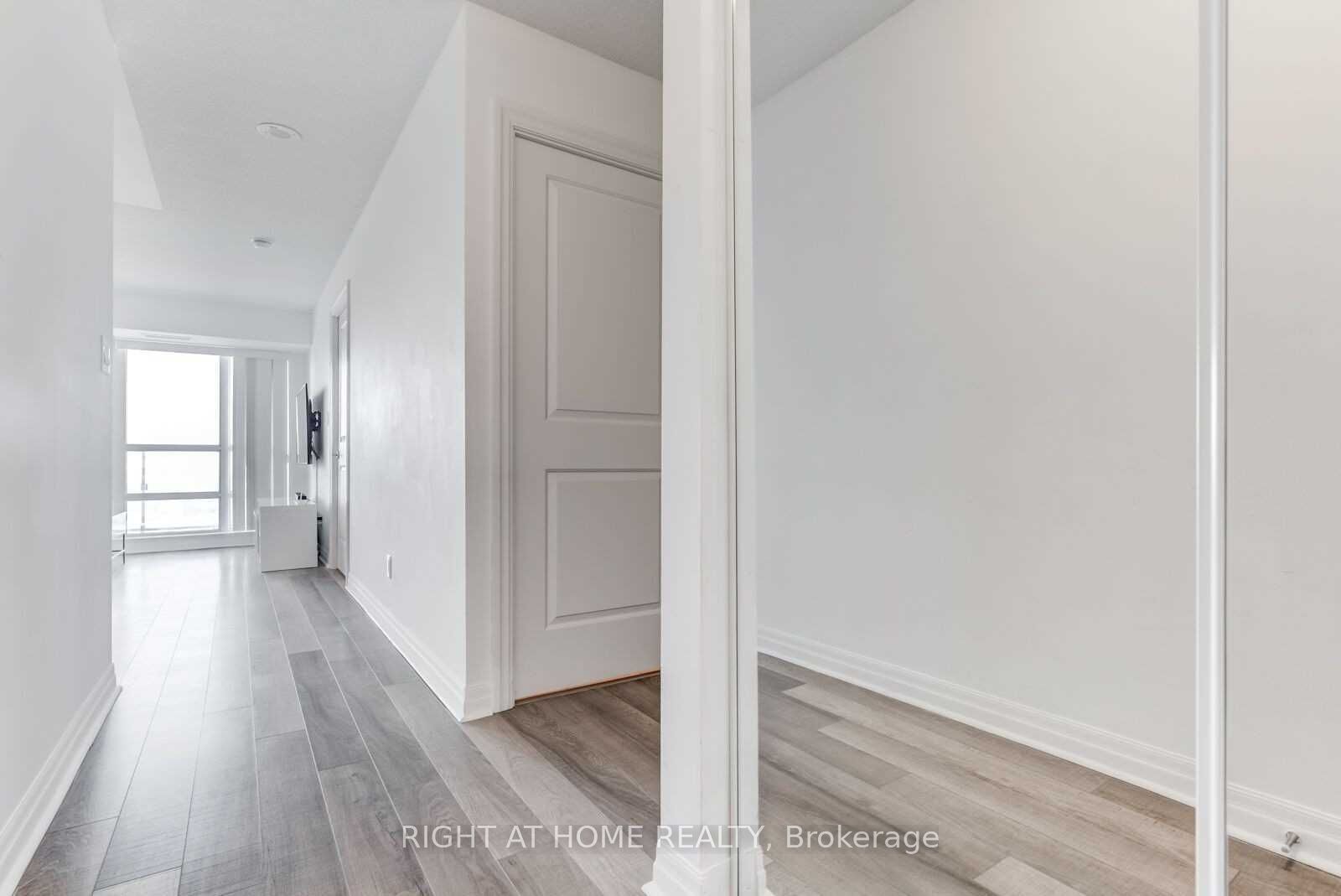 2015 E Sheppard Ave 3501