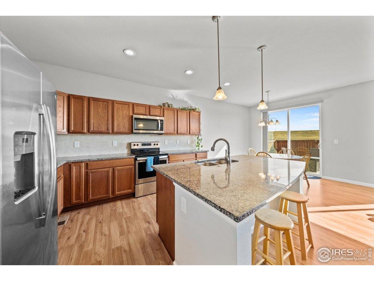 513 Grand Market Ave