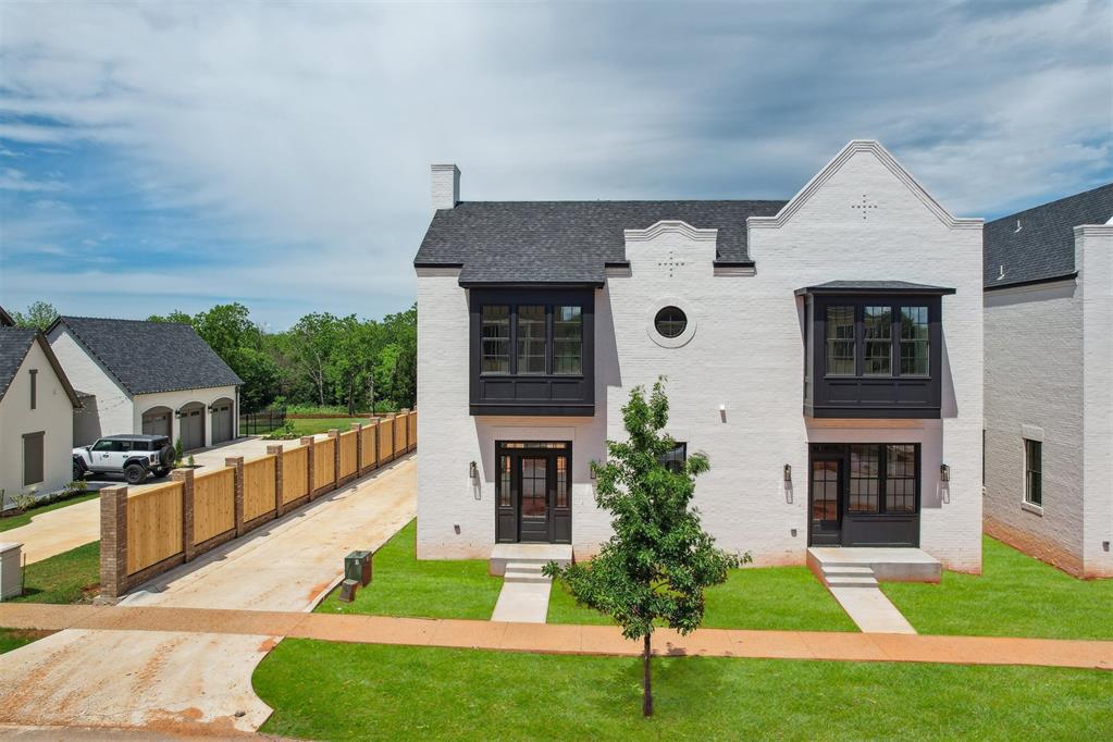 Welcome to The Cape Cod, a 3-bedroom, 2.5-bath townhome that seamlessly blends classic charm with a touch of modern elegance. This thoughtfully designed sanctuary combines timeless architecture with contemporary flair, offering a warm and inviting space to call home.
The bright, open living area and kitchen overlook the bustling main street of Selah’s Entry District, showcasing clean lines, sophisticated finishes, and tasteful details that strike the perfect balance between tradition and modern luxury.
With over half of Selah’s 540 acres preserved as natural wilderness and walkable spaces, this home offers a unique blend of serenity, style, and community connection.