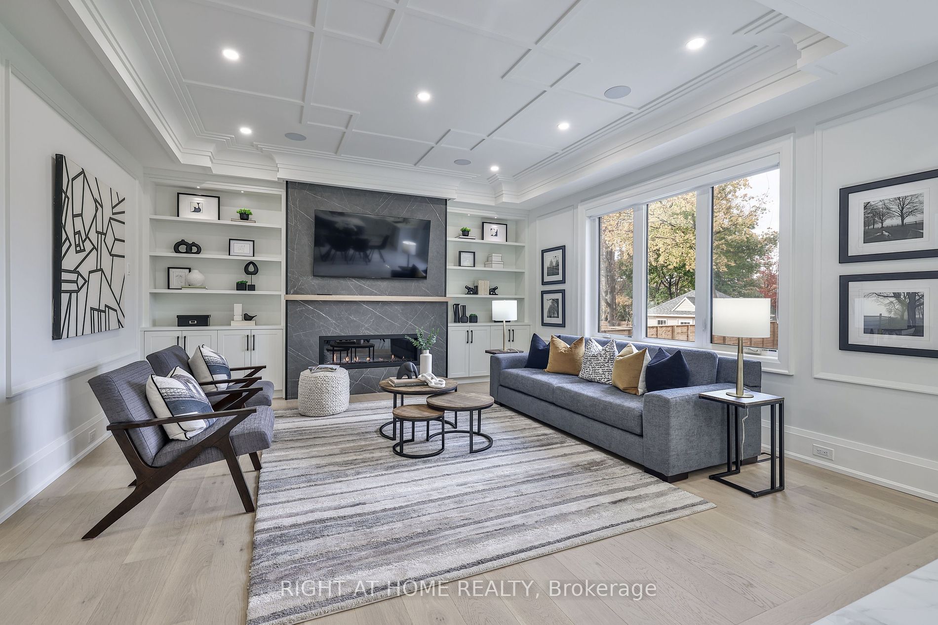 8 Hughson Dr