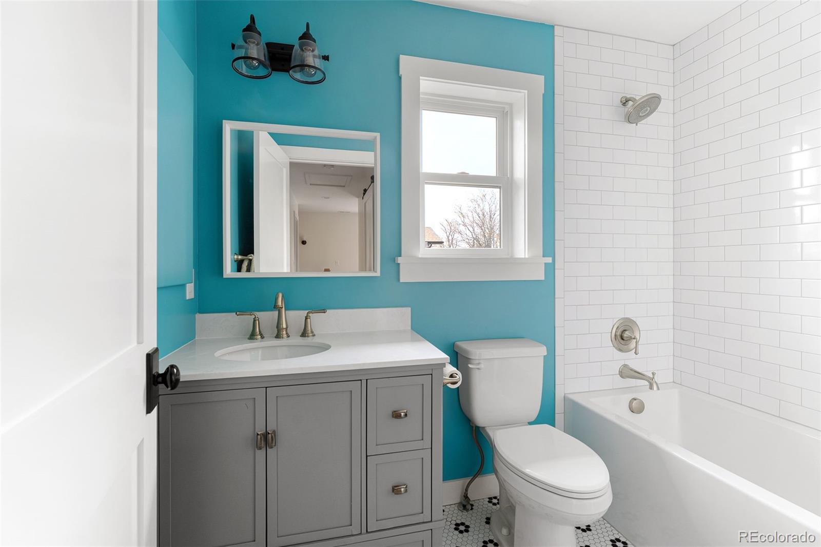 1959 S Washington Street