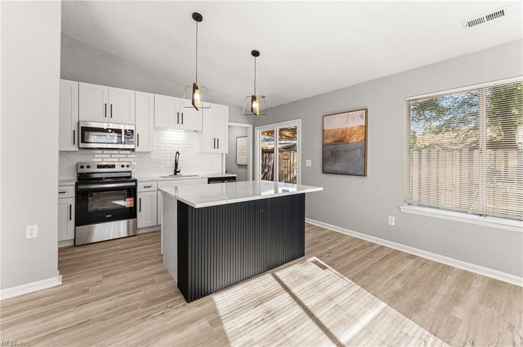 3888 Sweetbriar Court, Virginia Beach, VA 