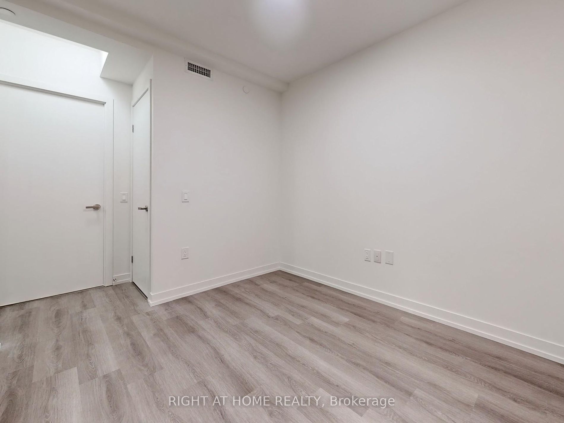 138 S Downes St 7207