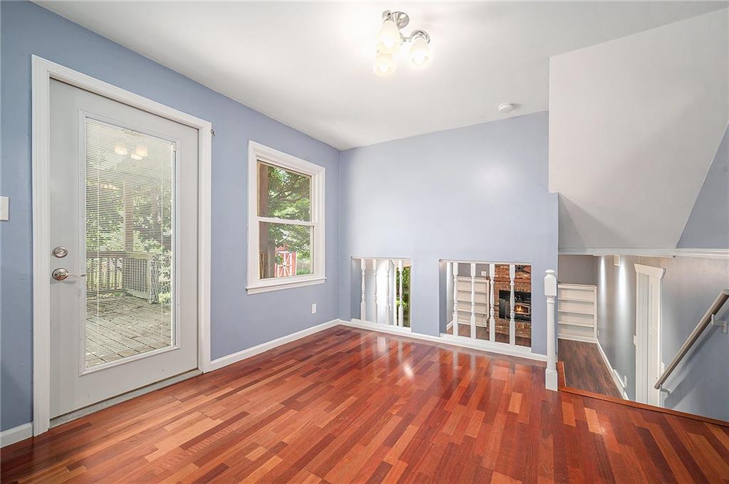 1600 NE 49th Terrace