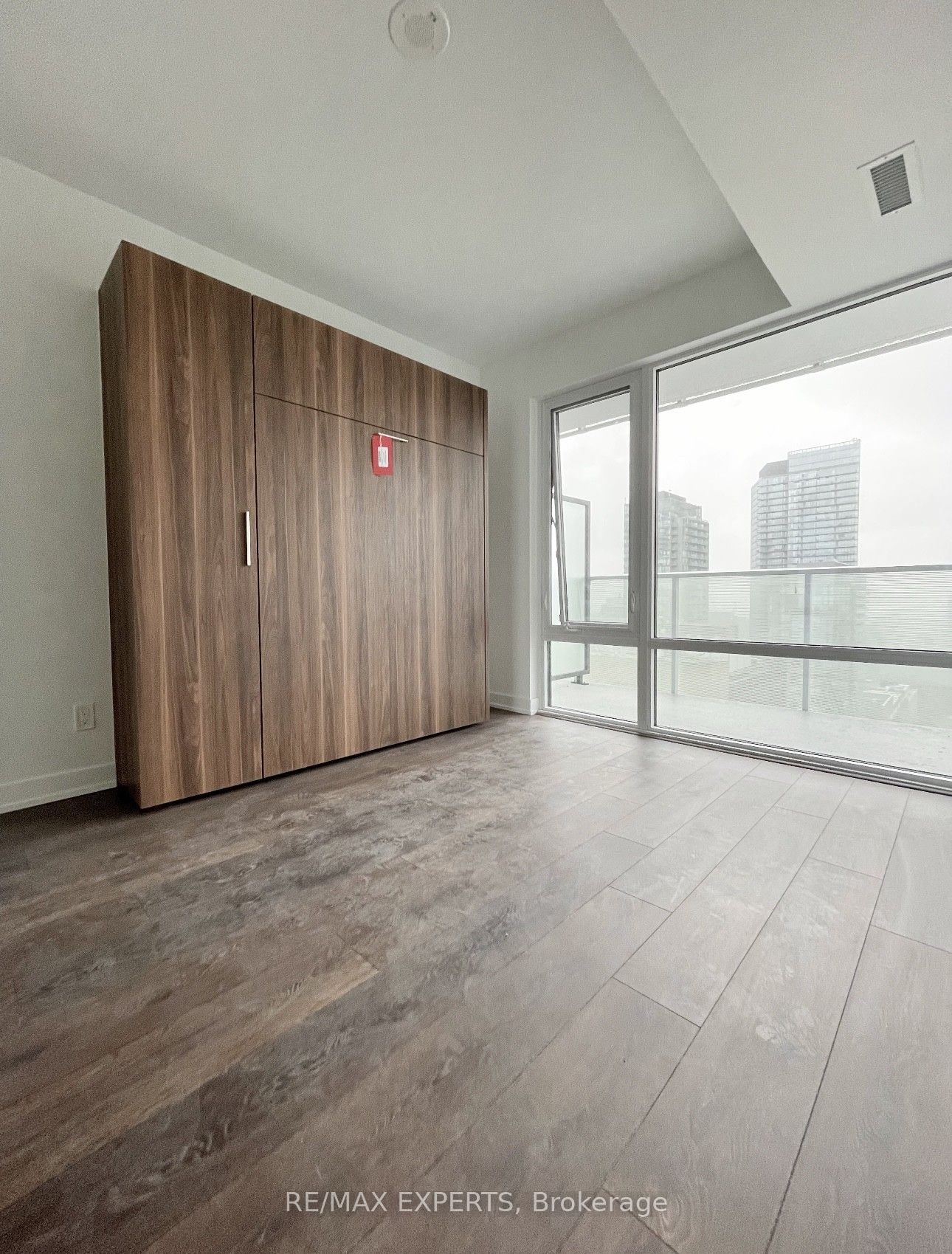 501 Yonge St 3213