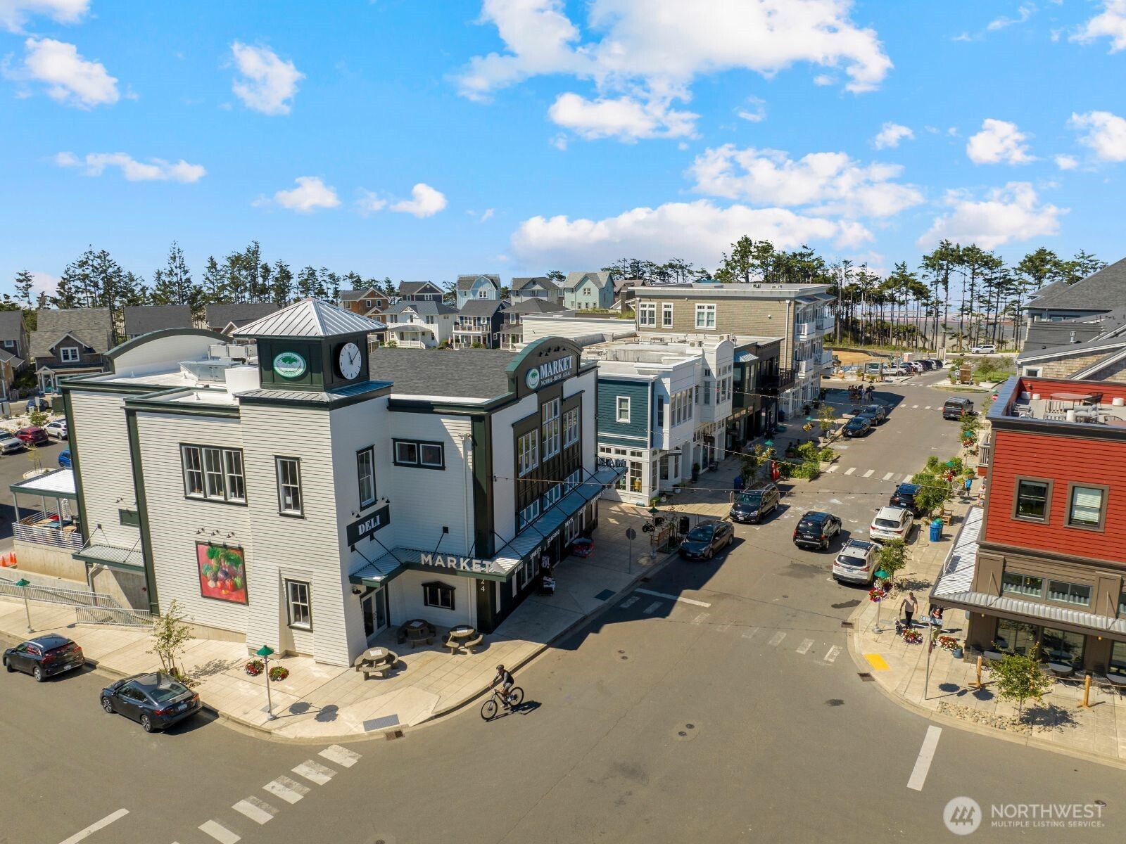40 Bungalow Loop