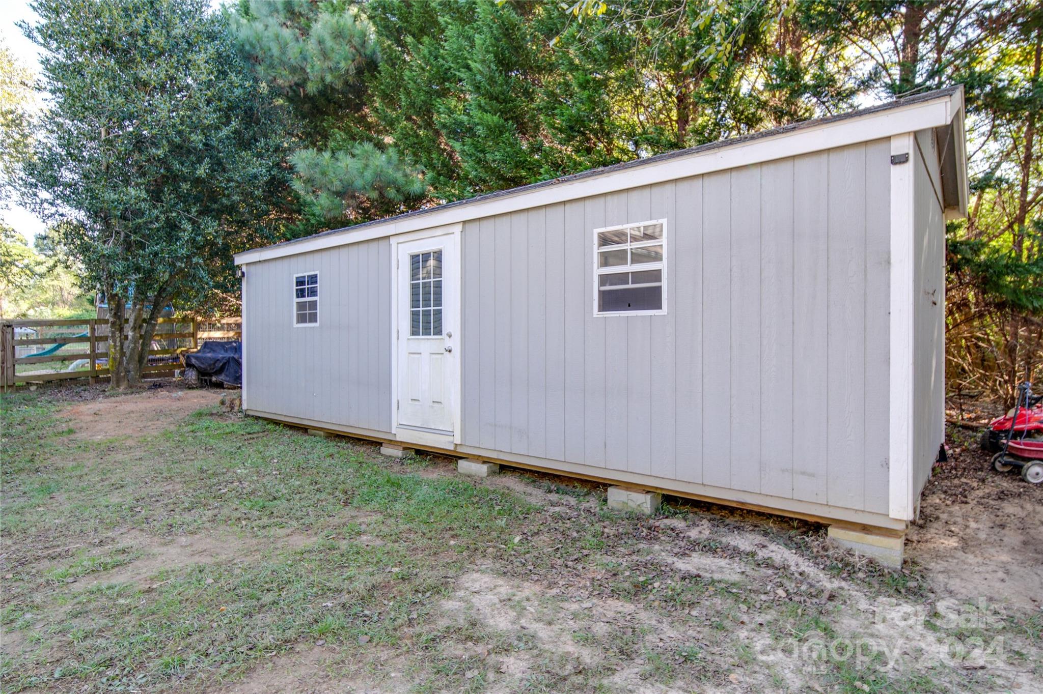 3518 Parkwood School Road