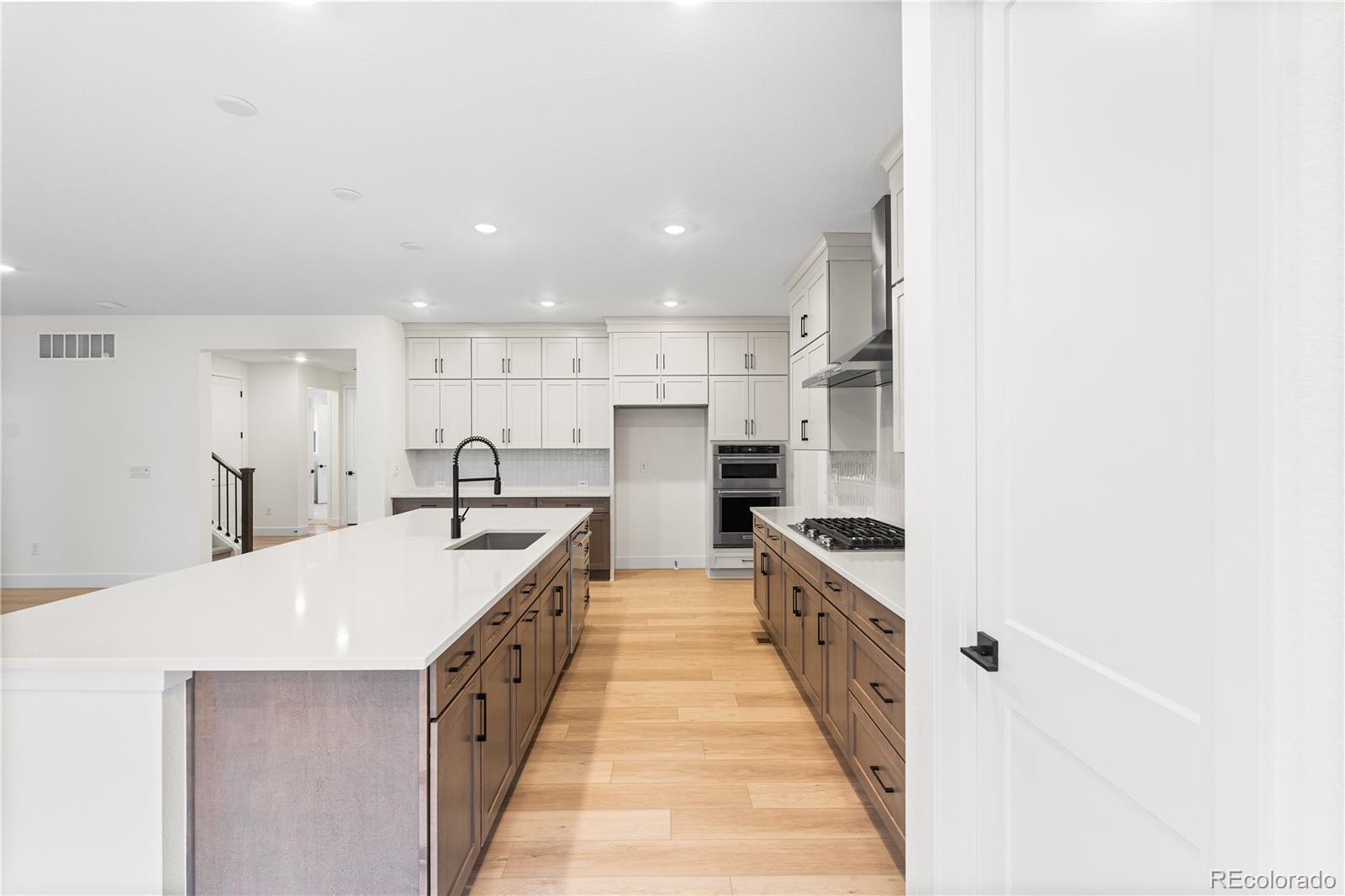 11245 Moonshimmer Street