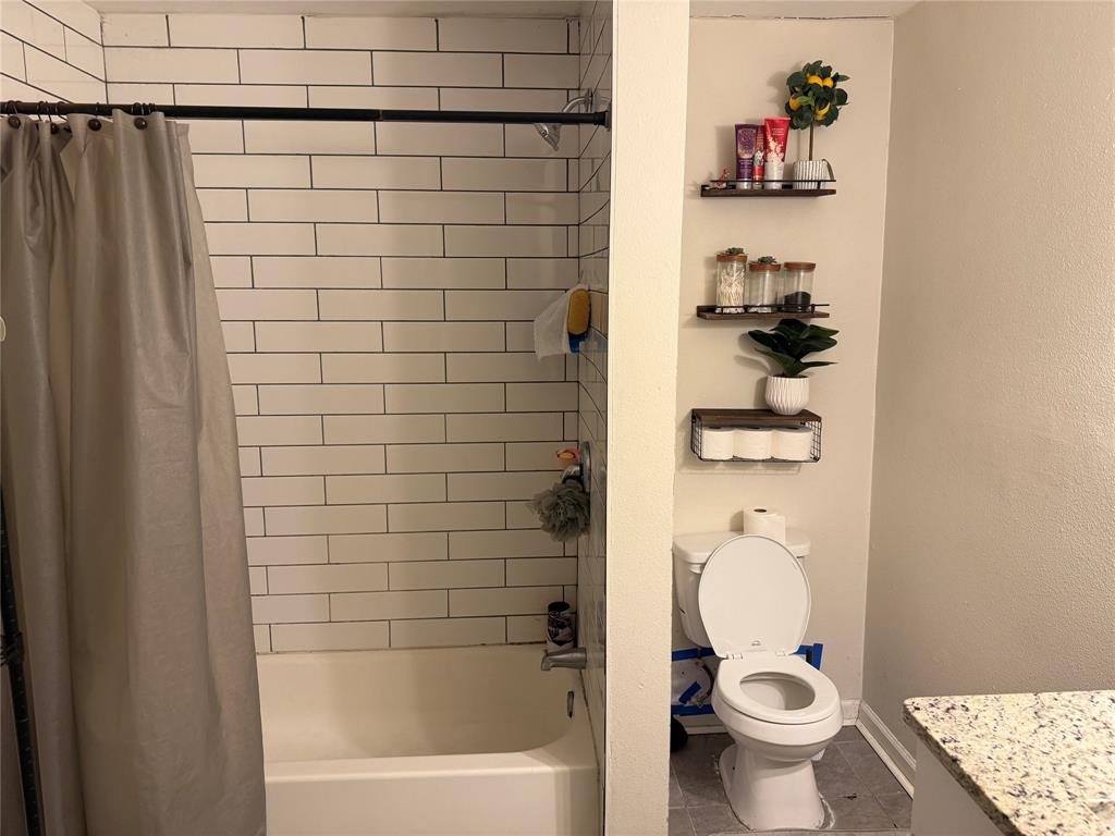 110 S Hickory Avenue