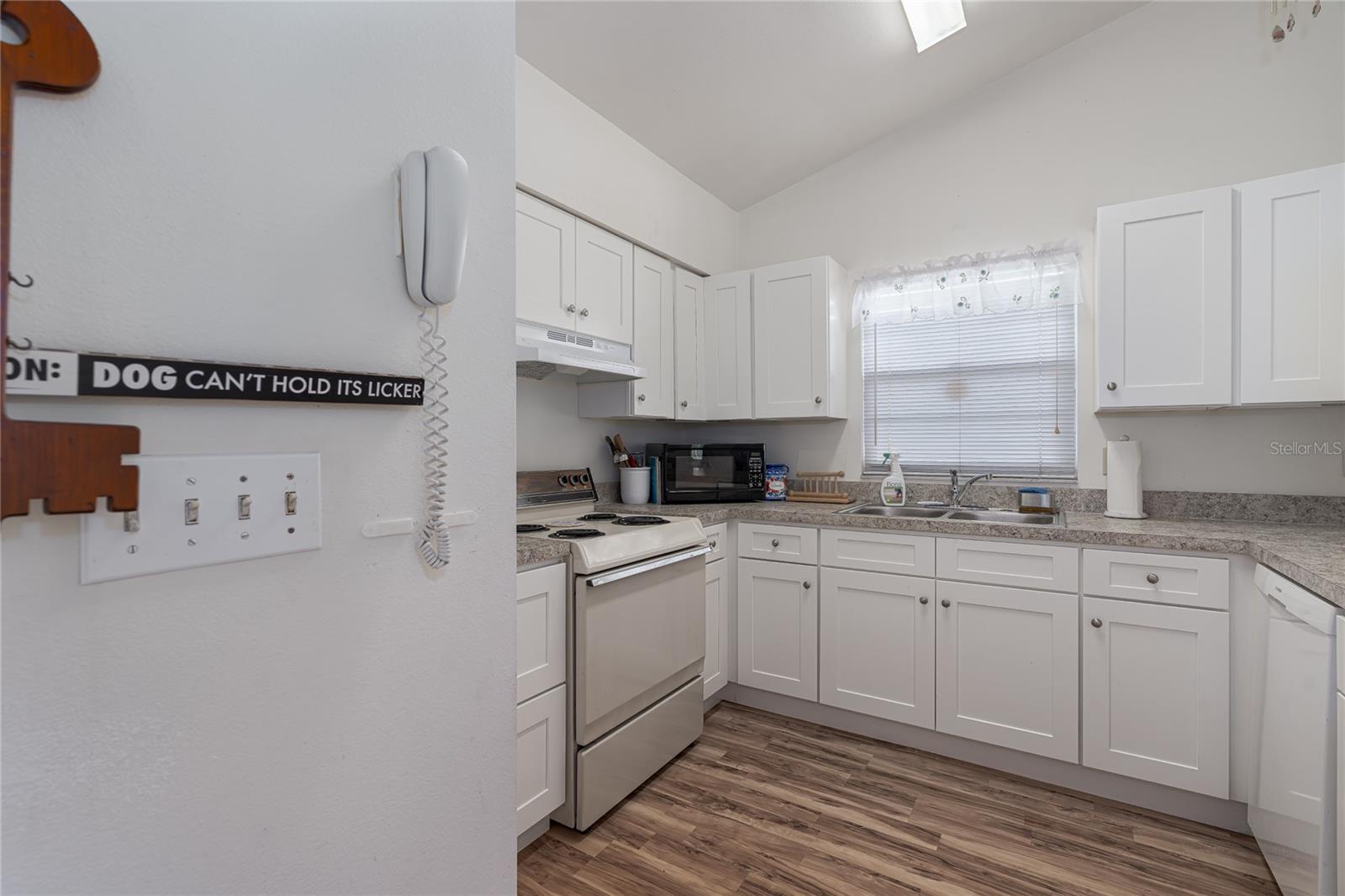 1522 12th Street Drive W