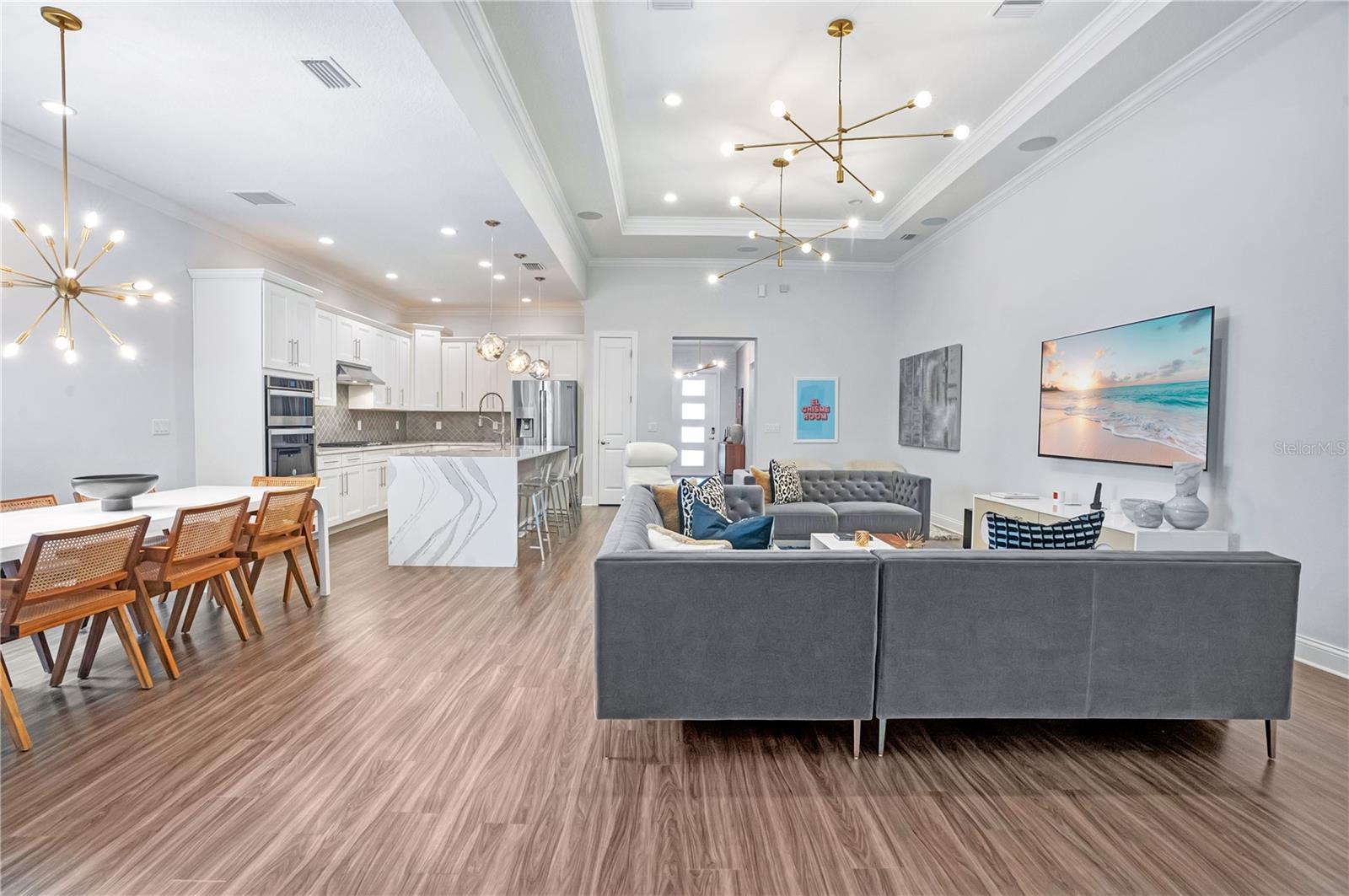 10654 Royal Cypress Way