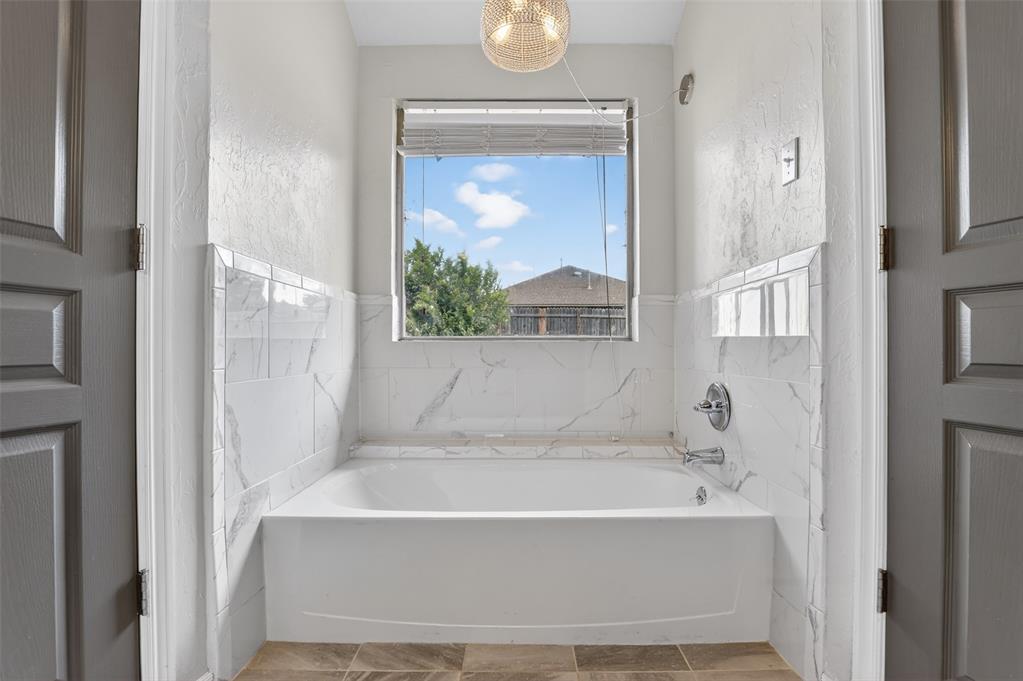 4921 NW 163rd Street