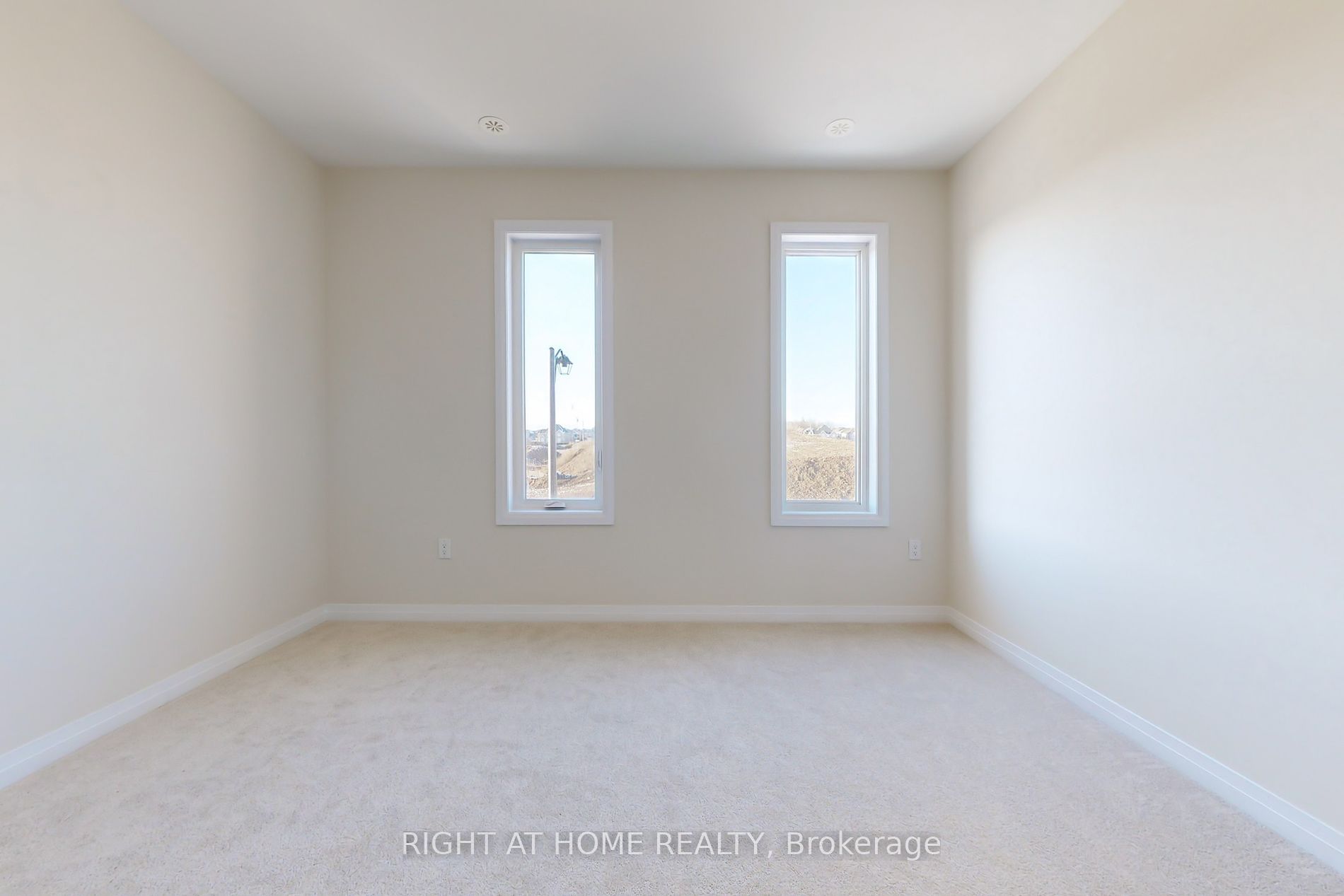 106 E Settlers Road Rd