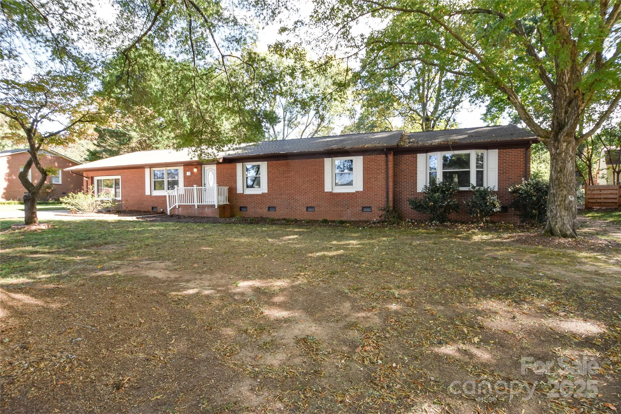 846 S Magnolia Street