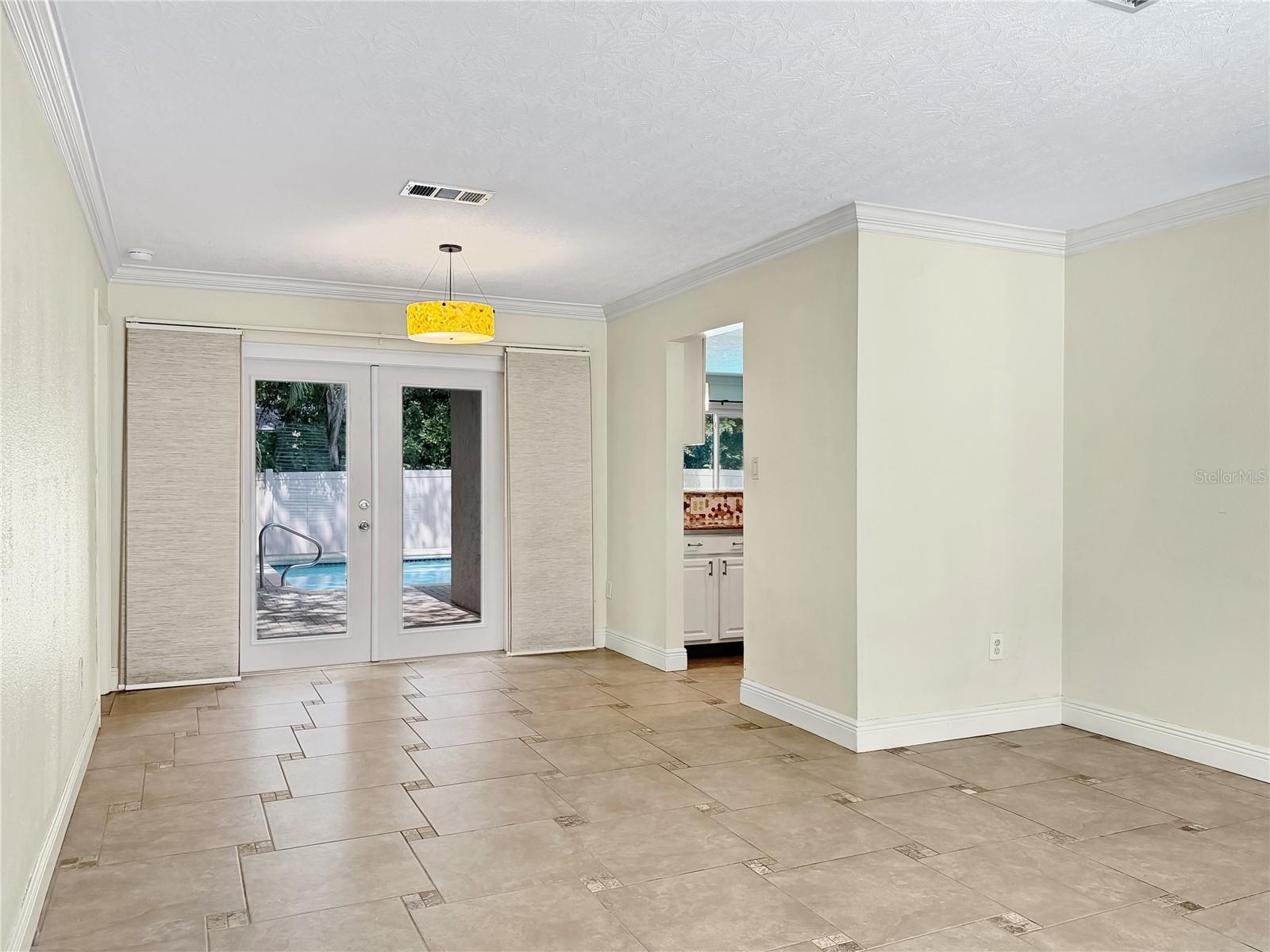 1011 Winding Oaks Drive