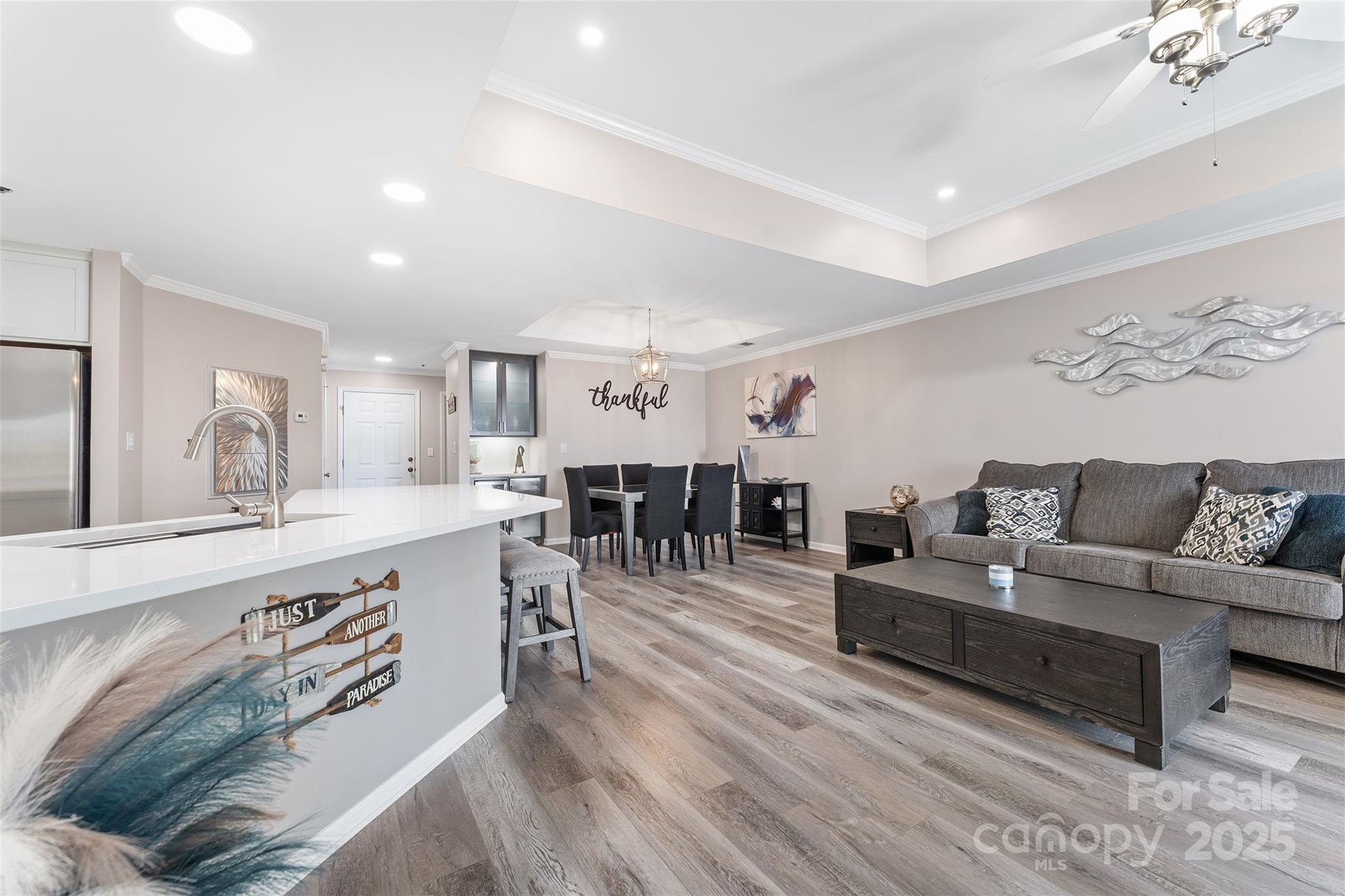 18589 Vineyard Point Lane