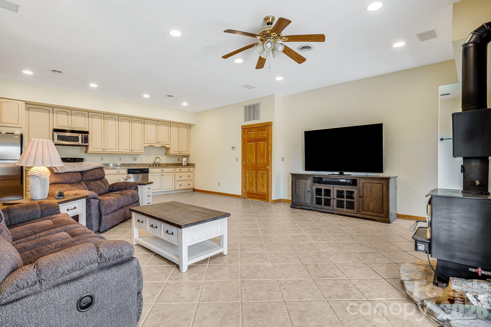 20 Stony Crest Drive