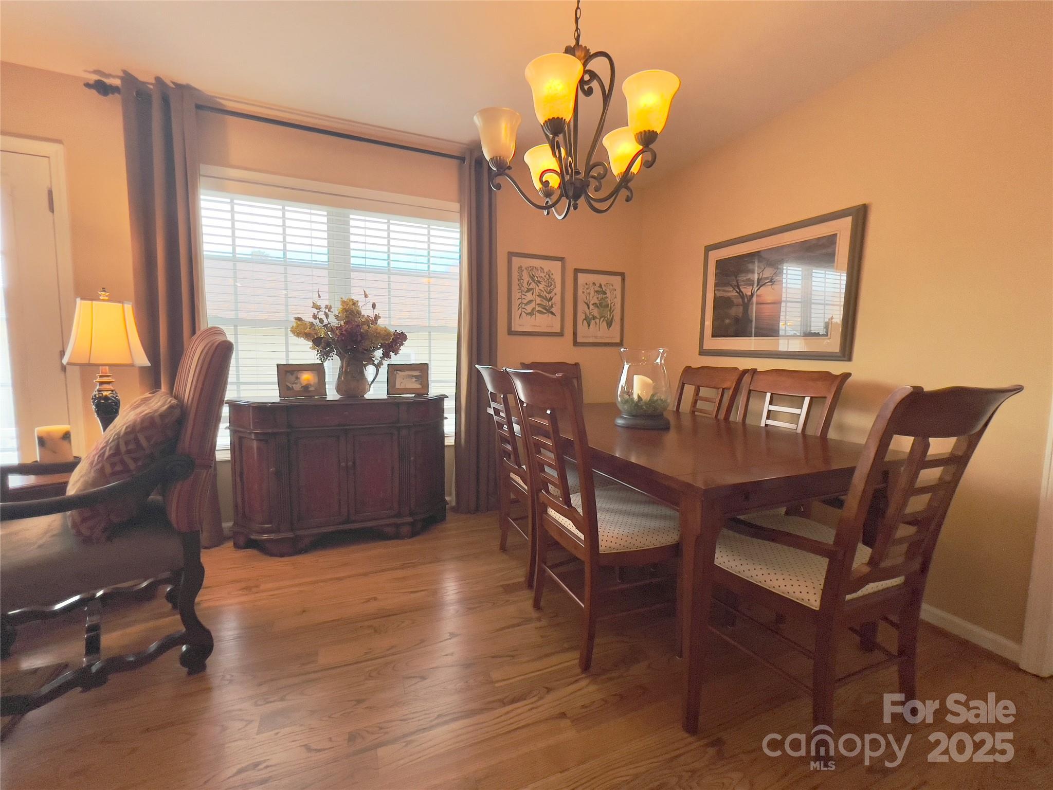 1292 Wexford Village