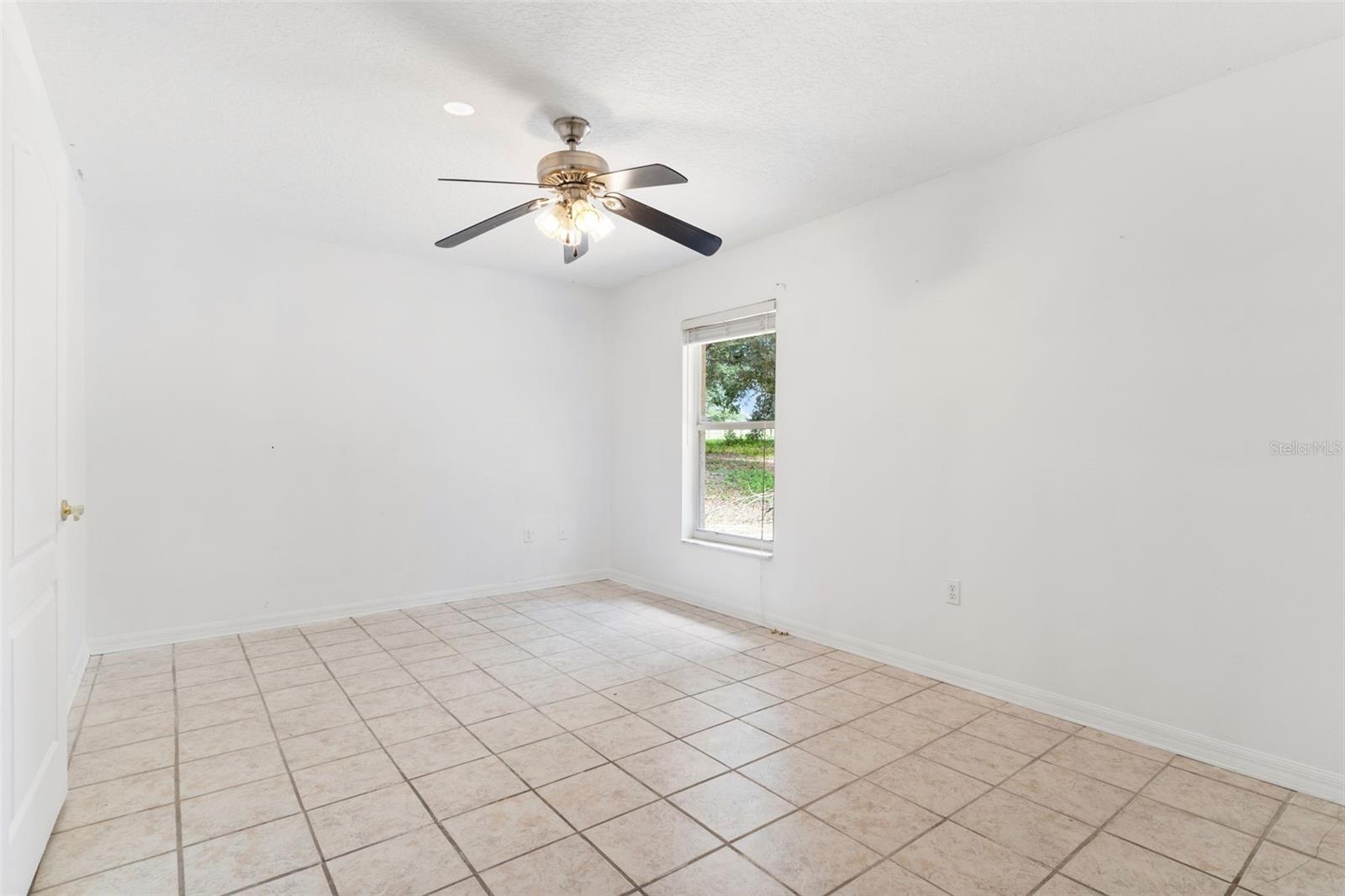 2800 Hammock Groves Road