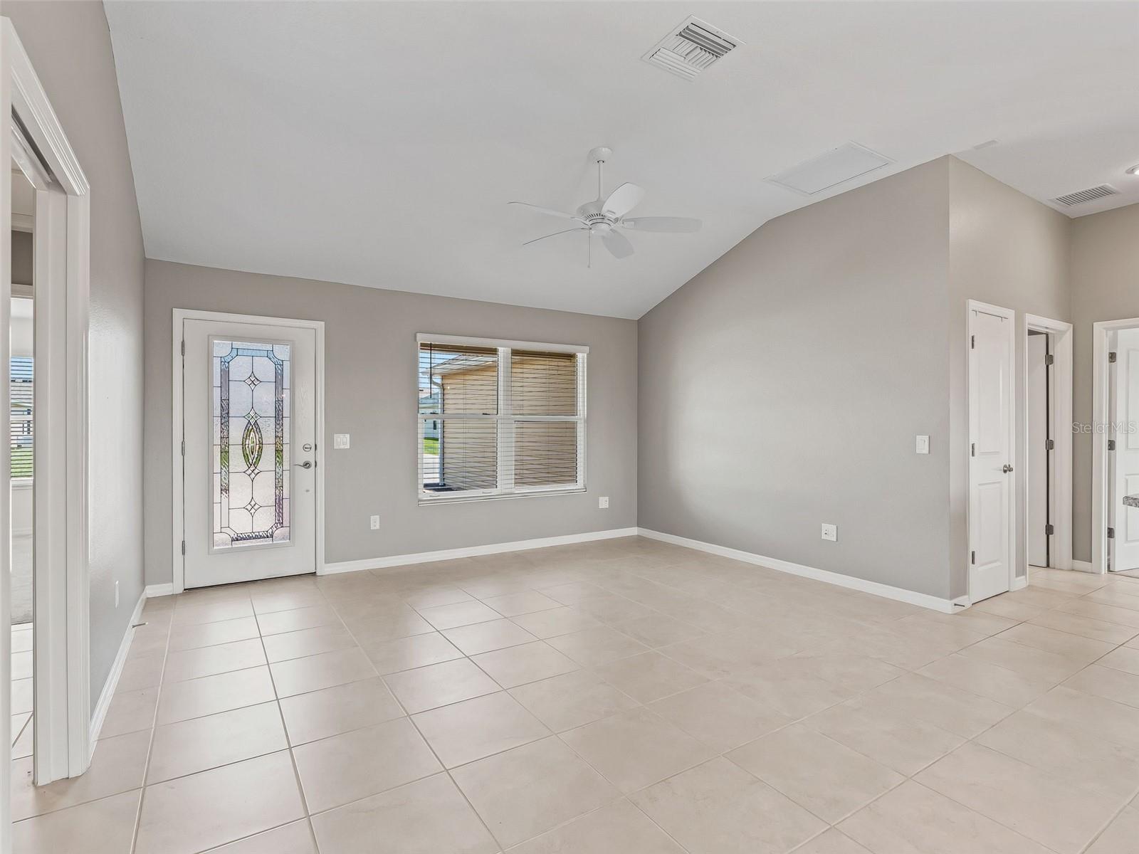 2816 Navy Hill Circle