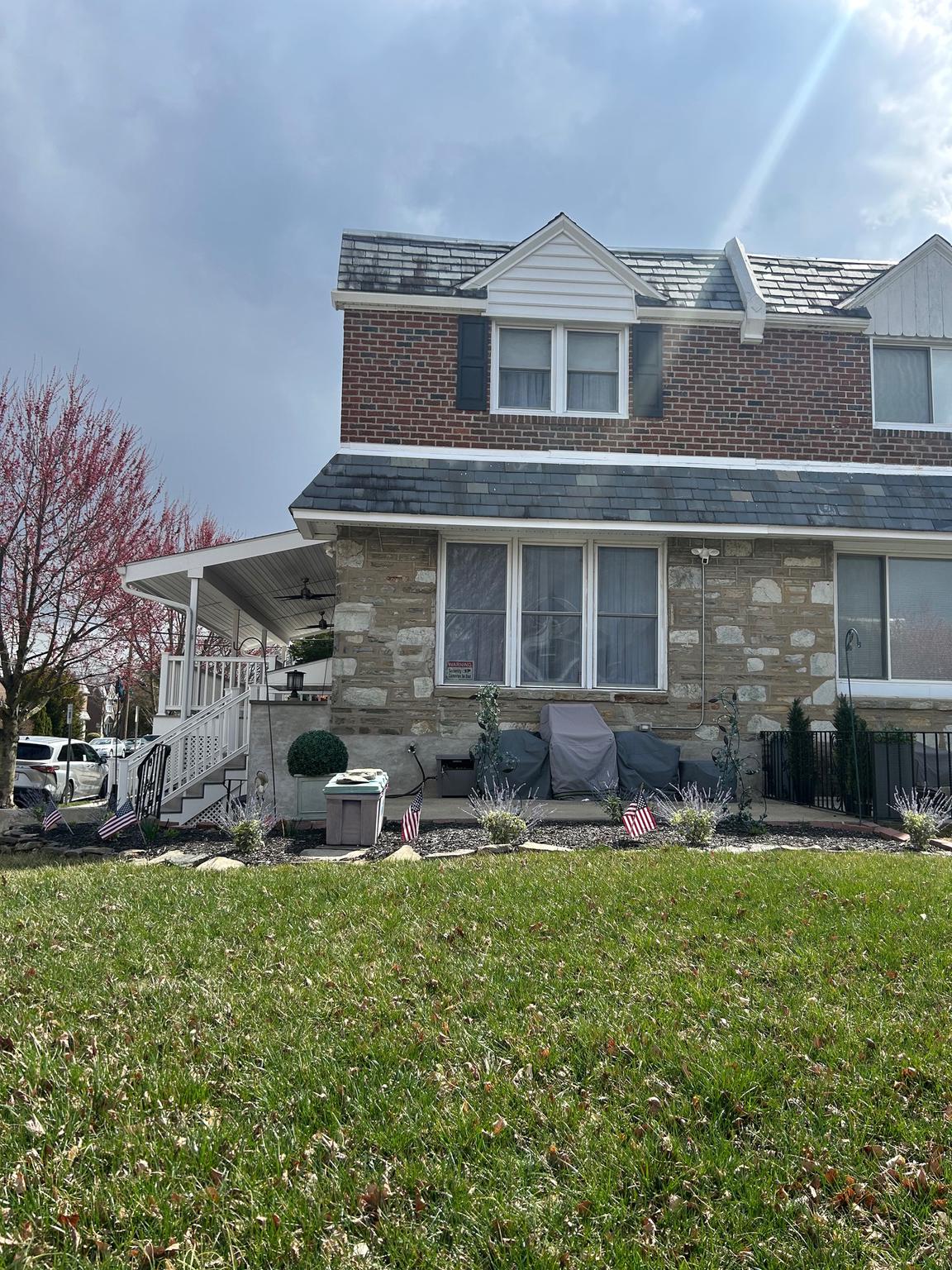 1254 E Sydney Street