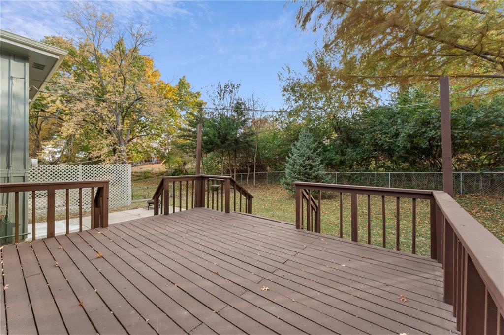 5007 Outlook Street