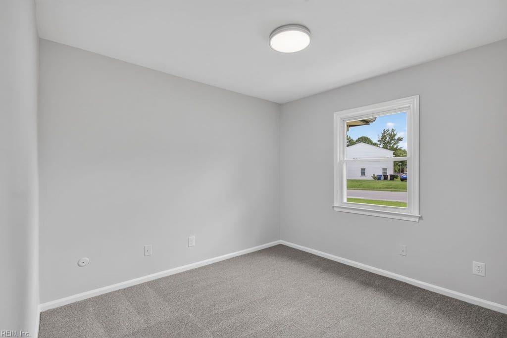 5309 Leesburg Drive