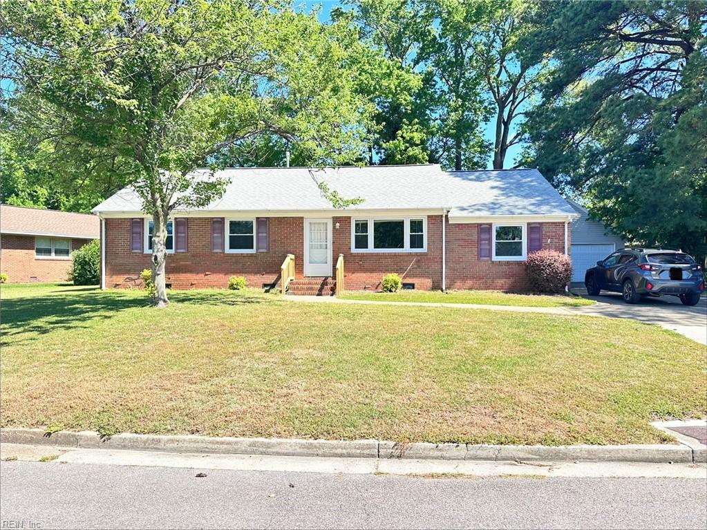4636 Mallard Crescent