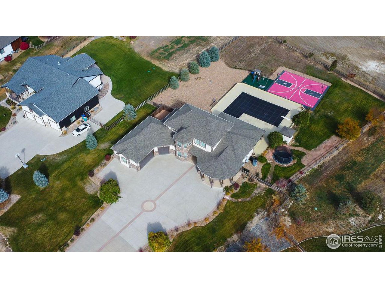 8734 Longs Peak Cir