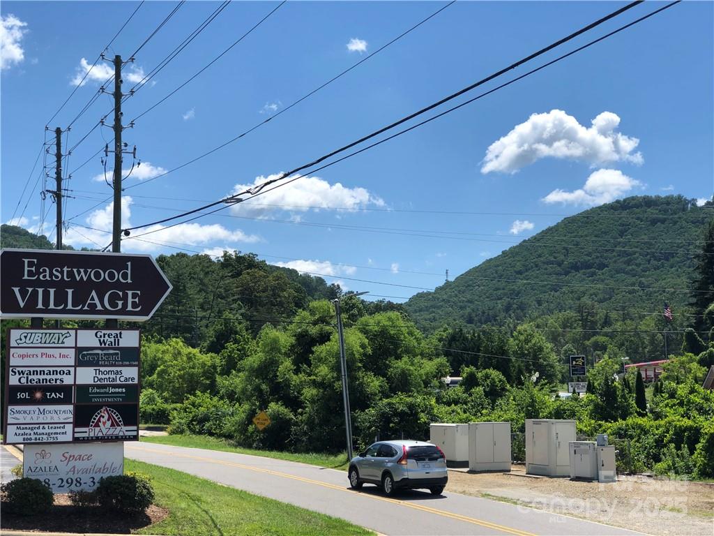 10 acres Charlotte Highway