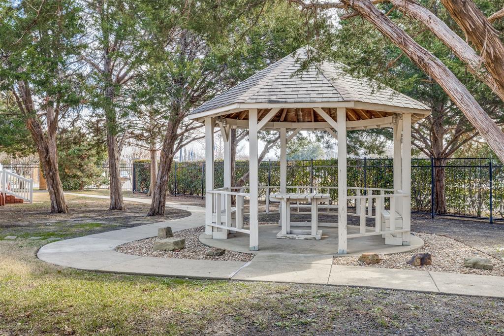 871 Kitty Hawk Lane