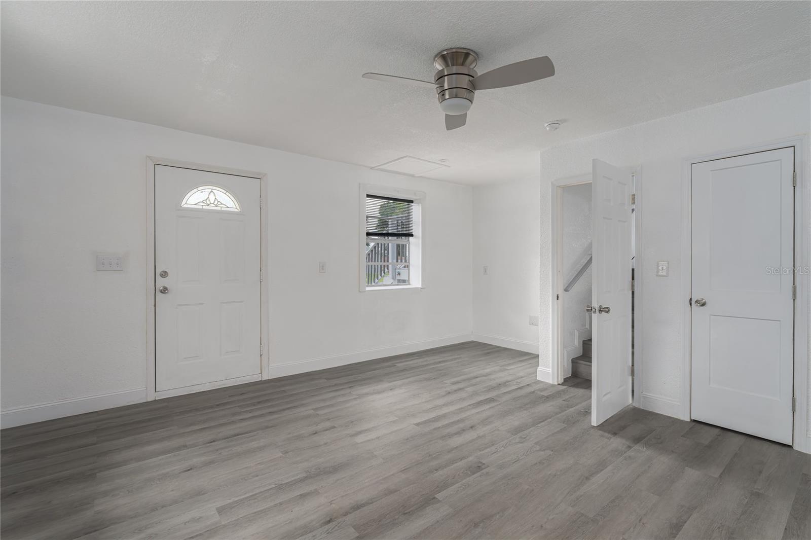 332 48th Street Court W