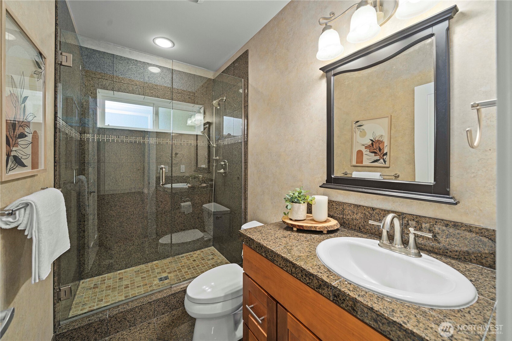 11028 E Riverside Drive