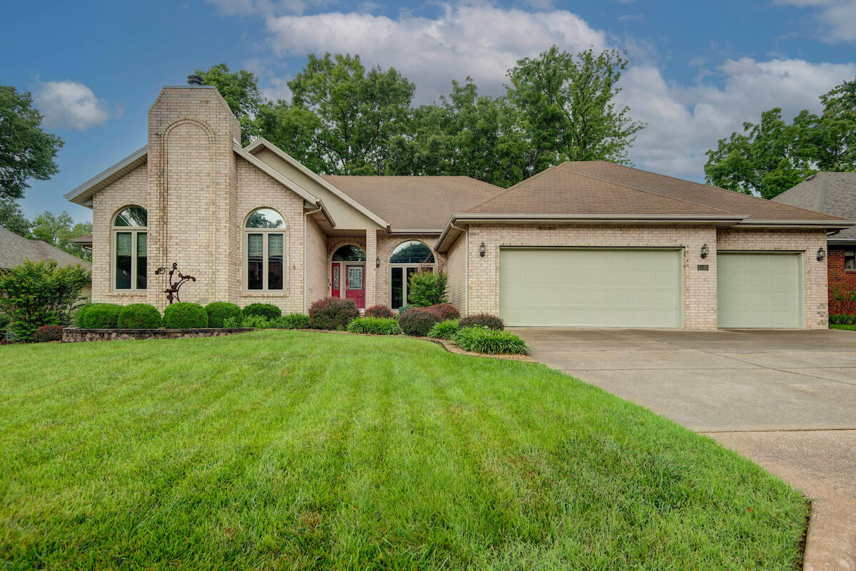 3135 E Topping Circle