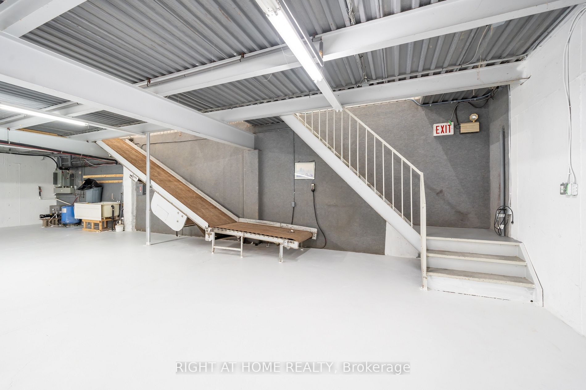 8270 Highway #20 N/A