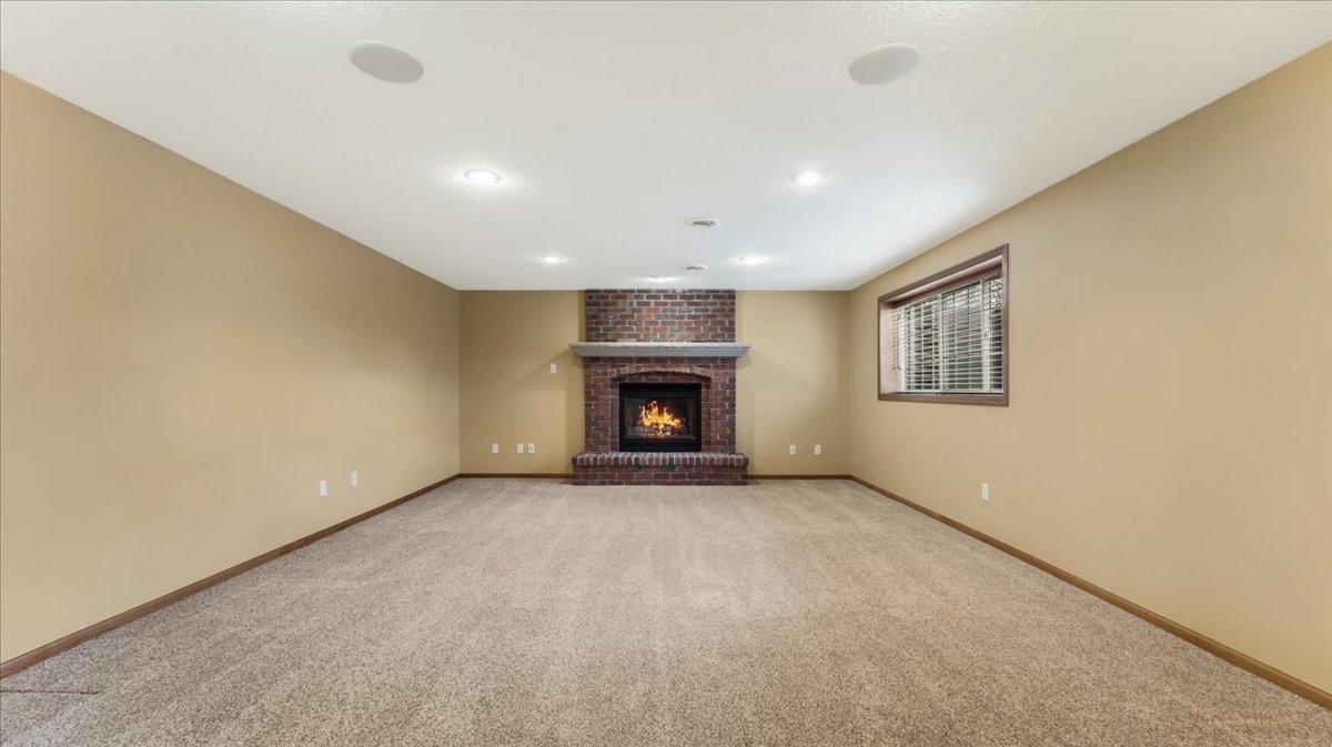 715 Falcon Court