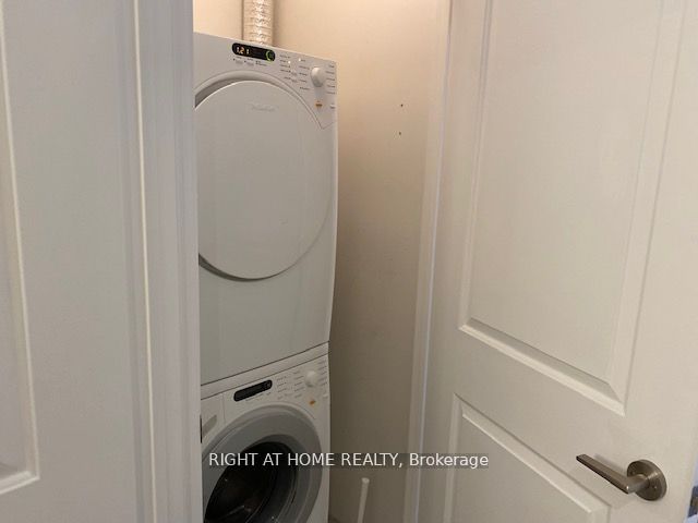 8 The Esplanade 2803