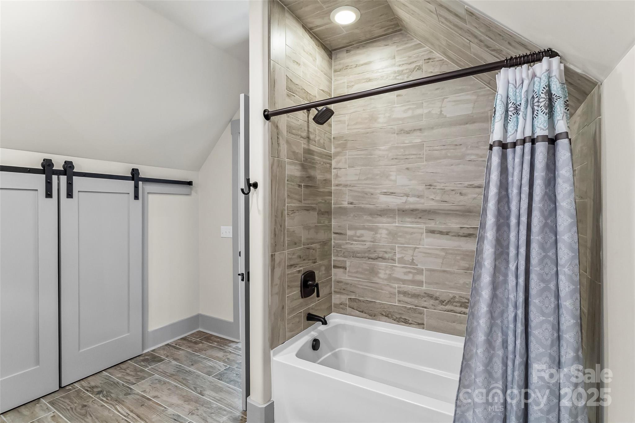 2268 Cornwallis Trail