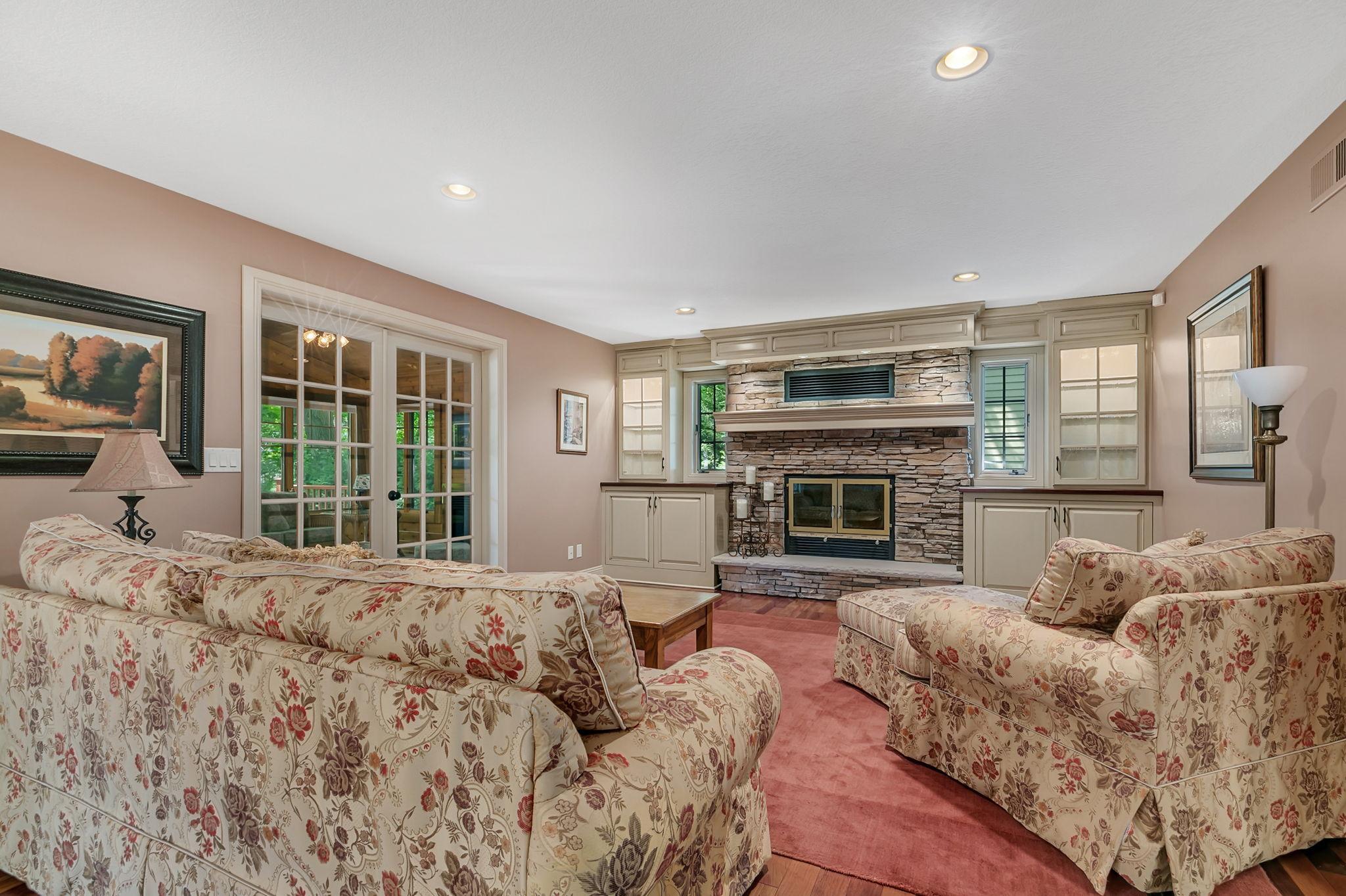 506 10th Street N