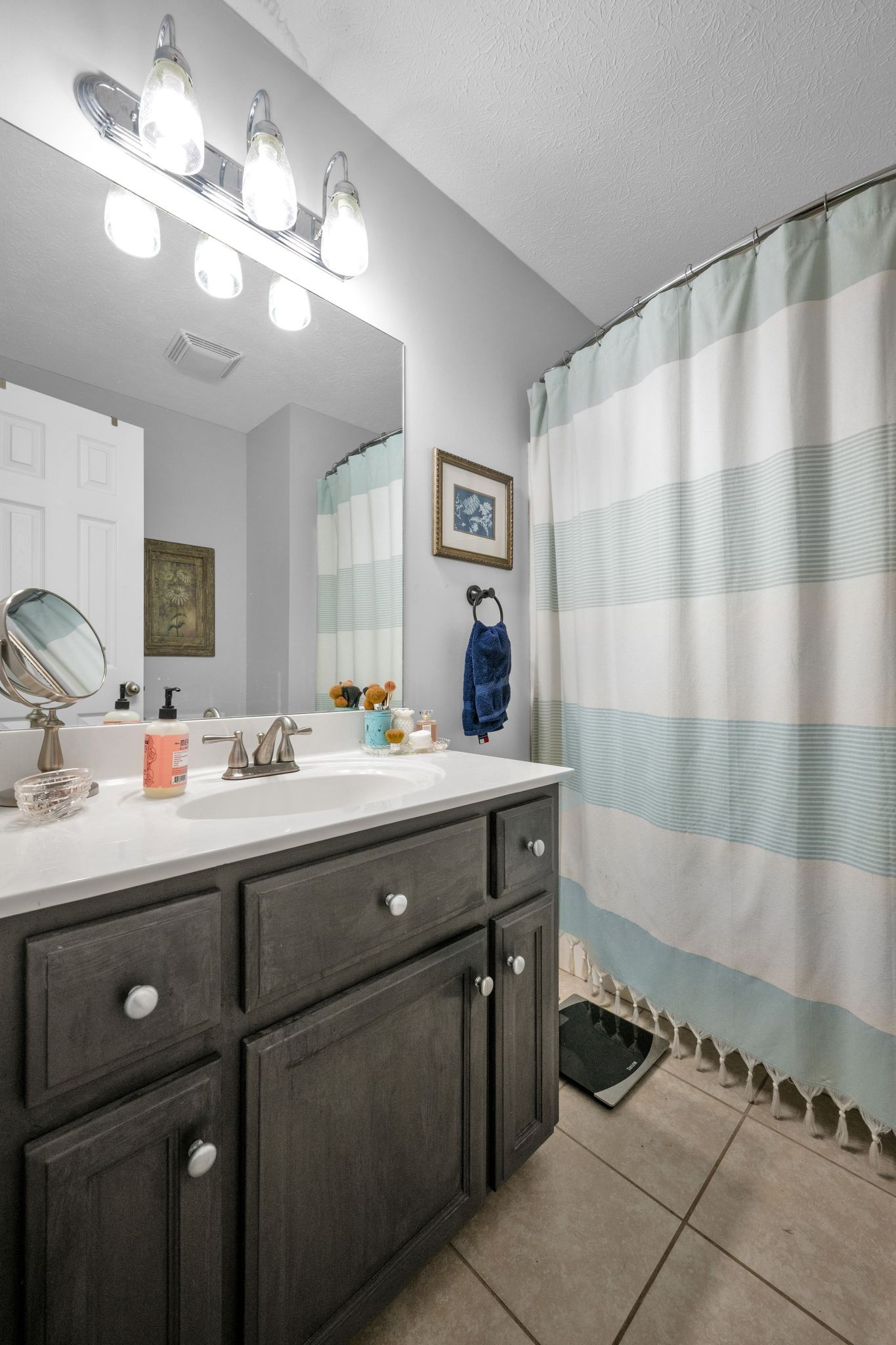 109 Whippoorwill Dr