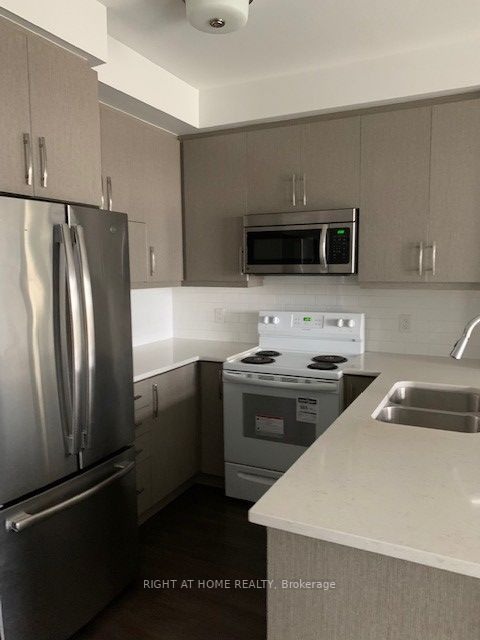 1105 Leger Way 428