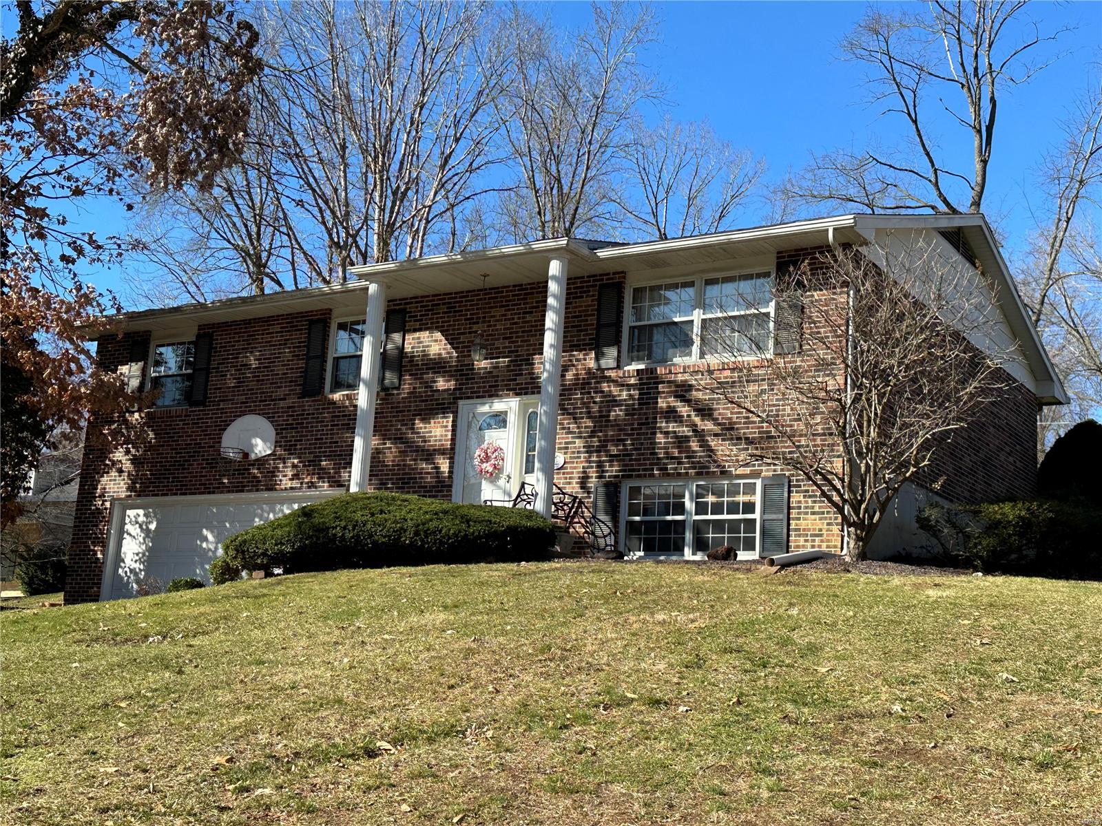 85 Surrey Hills Road