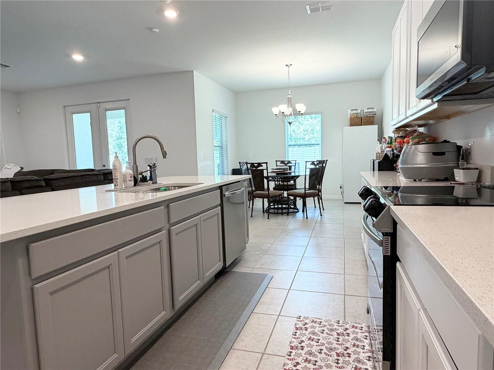 1663 Meadowlark Drive