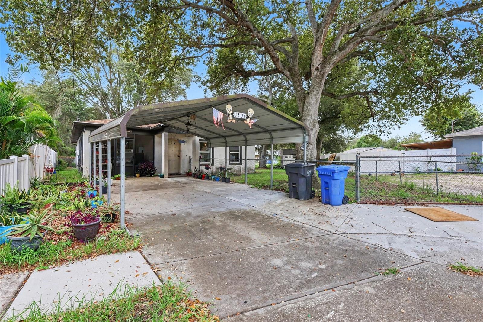 1506 Fish Fin Court