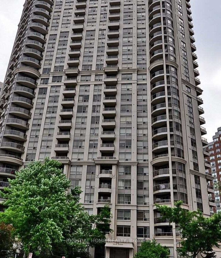 310 Burnhamthorpe Rd 1401