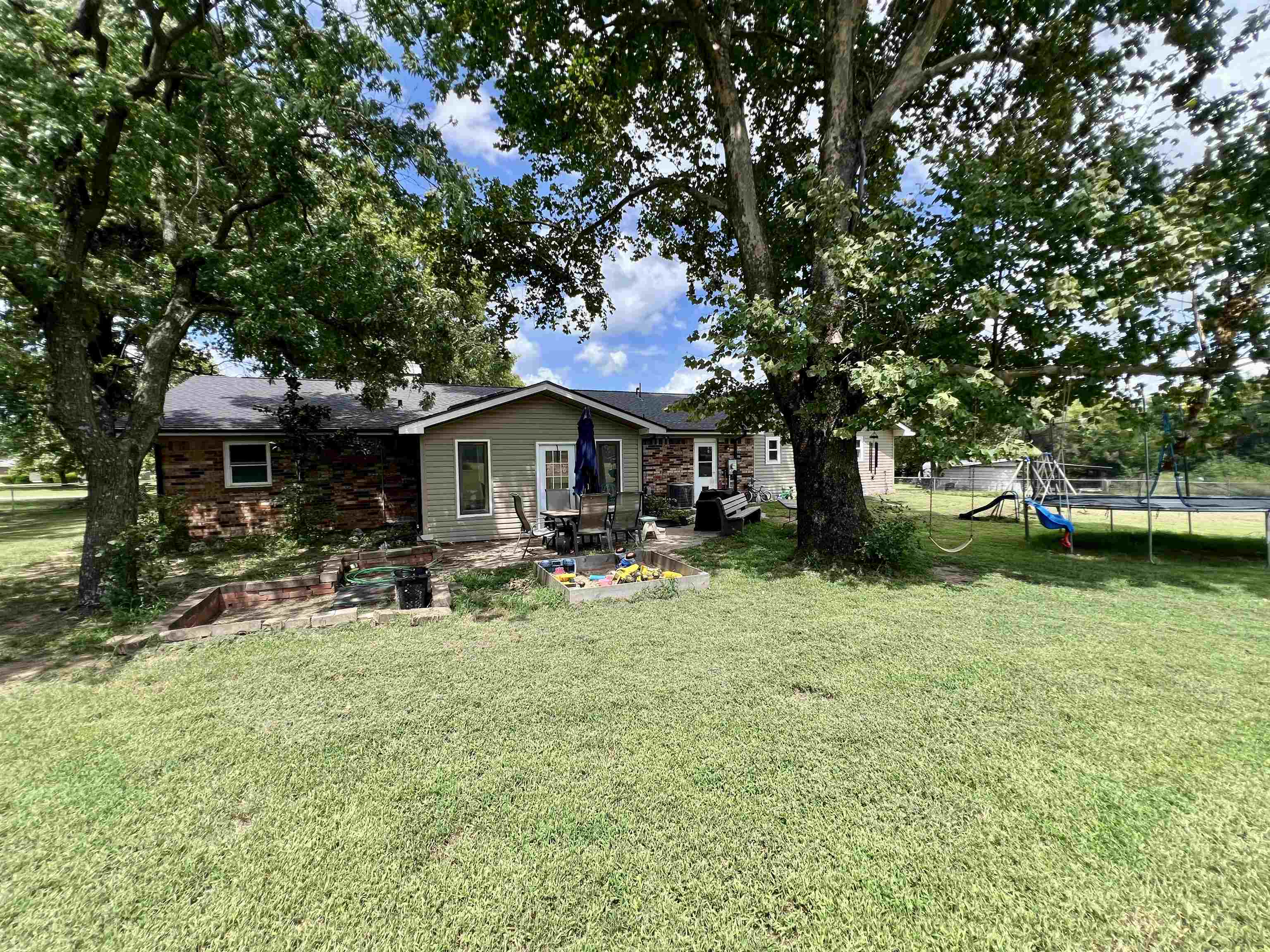 6227 304th Rd