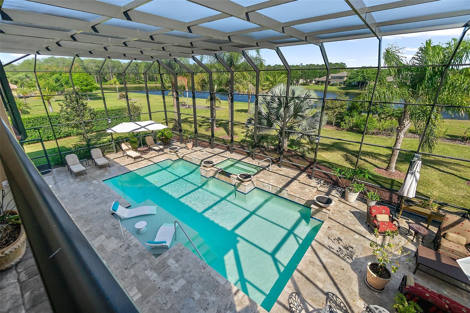 1319 Redbourne Lane
