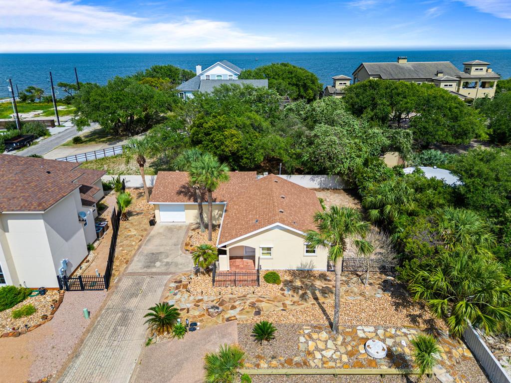 114 Bay Court